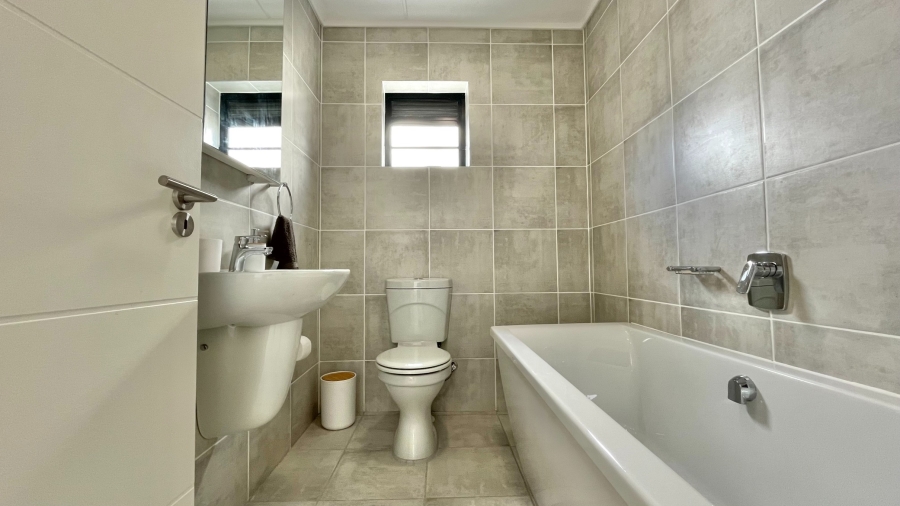 2 Bedroom Property for Sale in Greenbay Eco Estate Western Cape